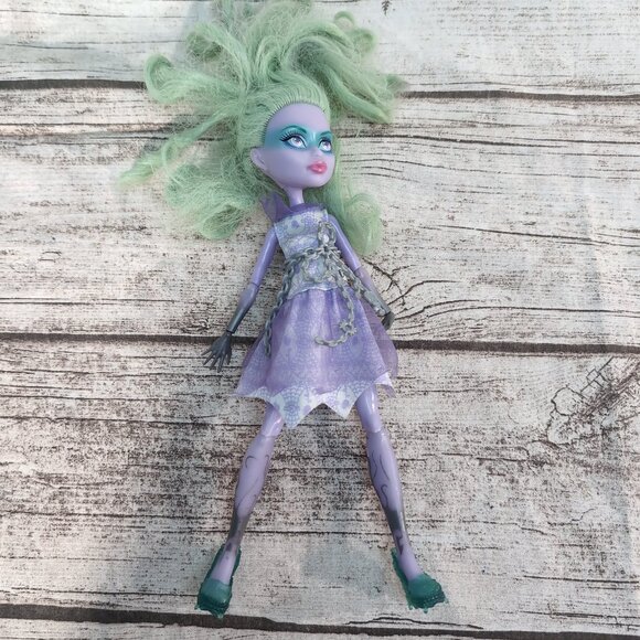 Mattel Monster High Doll Lot – Clawdeen, Twyla, Venus & Frankie – 5 Dolls - Picture 9 of 13